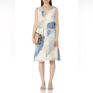 REISS Sirus Leaf Print Dress Size 4 - V Neck, Sleeveless, A-line, Polyester